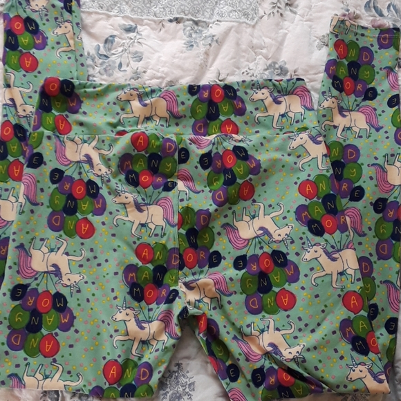 Lot of 2 LuLaRoe Leggings. 6-222 - Picture 3 of 8